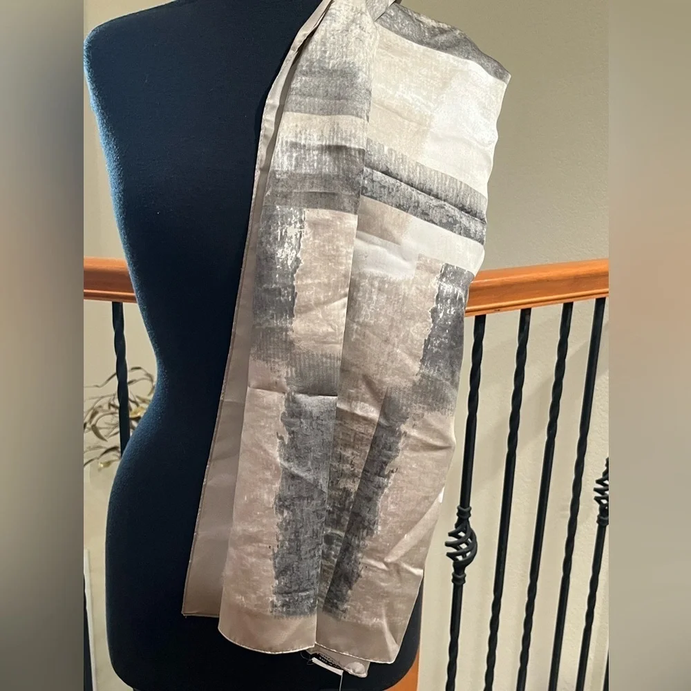 Elegant Black and Gray Scarf by FATTORSETA, MADE IN ITALY SIZE 34 X 34”